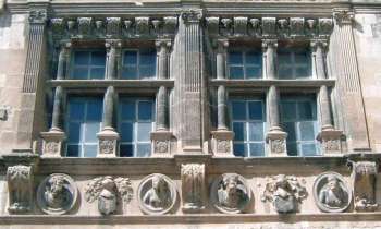 Puzzle façade de maison - catégorie Divers & Curiosités, puzzle gratuit en ligne