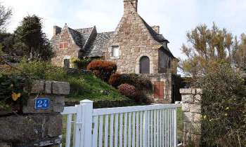 6024 | maison bretonne en granit - grosse maison de granit face à la mer à Locquirec en Bretagne
