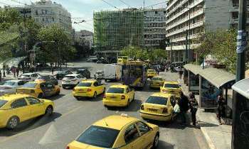 5822 | Les taxis jaunes - Centre-ville d'Athènes