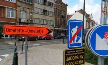 5706 | Une blague bien belge - A Bruxelles, une petite erreur d'orthographe et de traduction, qui prête à rire...en néerlandais, « ommetje », signifie « détour » mal écrit cela devient « omeletje » et traduit en français,« omelette »  une blague bien belge lol