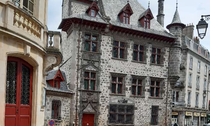 puzzle Maisons, Maisons anciennes à Aurillac (Cantal)