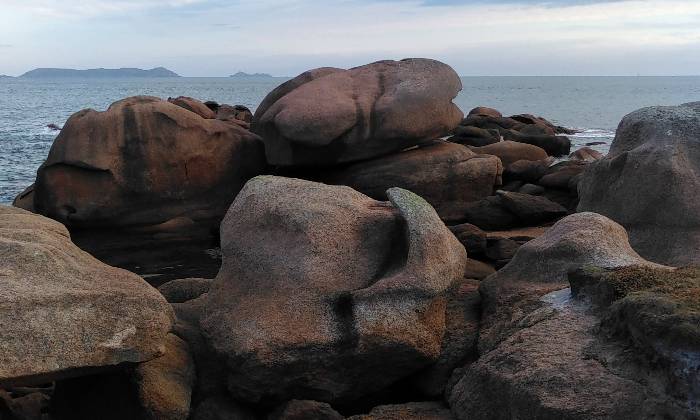 Puzzle gratuit Granit rose dans la catégorie Paysages & Fleurs jouable de 24 à 120 pièces.