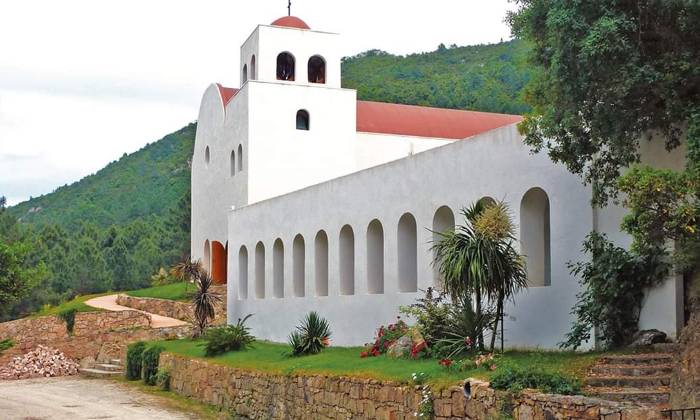 Puzzle gratuit monastère Sari Corse dans la catégorie Villes & Monuments jouable de 24 à 120 pièces.