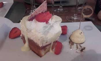 6196 | Dessert - Gâteau aux fraises