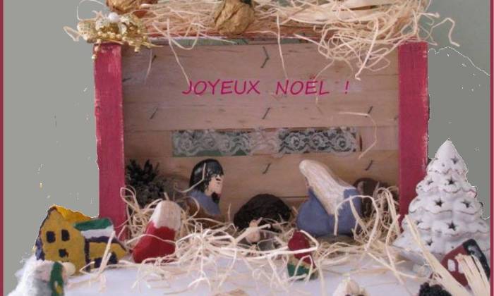 puzzle Joyeux Noel, C'est ma crèche artisanale.