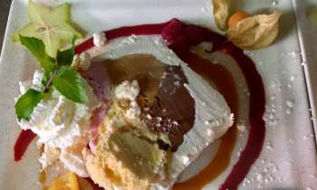 6688 | Assiette dessert - Vacherin glacé maison