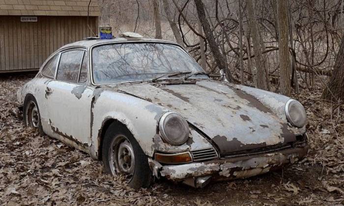 puzzle Porsche abandonnée, Porsche abandonnée