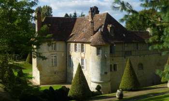6912 | arrières de château - arrières du château d'Ouilly-le-Vicomte 14487