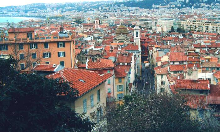 Puzzle gratuit Nice 06088 dans la catégorie Villes & Monuments jouable de 24 à 120 pièces.