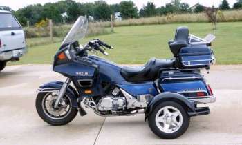 Puzzle TRIKE CAVALCADE SUZUKI 1400 - catégorie Véhicules & Transports, puzzle gratuit en ligne