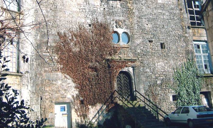 puzzle entrée de prieuré, entrée du prieuré de Pont-l'Abbé-d'Arnoult 17284
