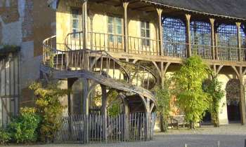 7195 | la Maison - la «Maison» de Marie-Antoinette dans le «Hameau-de-la-Reine» à Versailles 78646