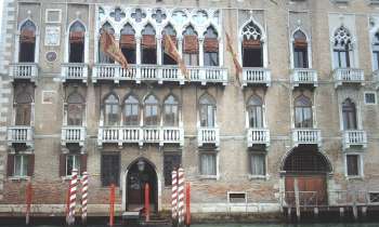 8360 | façade d'un palais - façade d'un palais vénitien