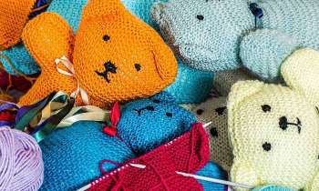 6963 | Nounours en tricot - De belles peluches colorées