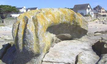 Puzzle le Tombeau d'Almanzor - catégorie Divers & Curiosités, puzzle gratuit en ligne