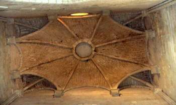 9739 | voûte de transept - voûte du transept de l'église St-Pierre de Soubise 17429