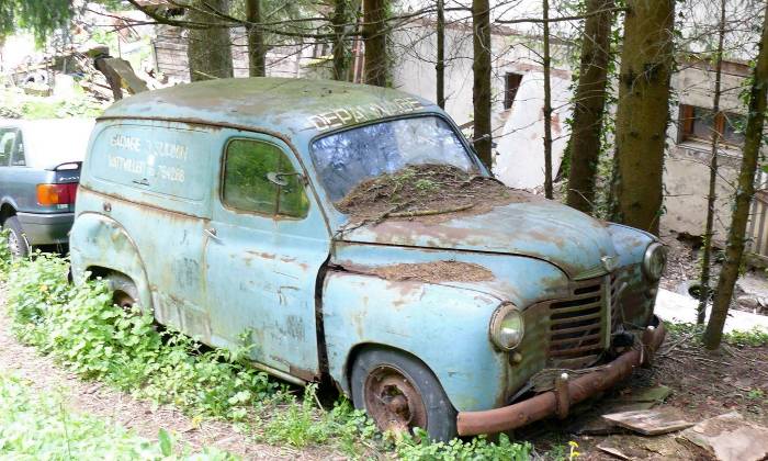 puzzle ancienne Renault abandonnée, ancienne Renault abandonnée