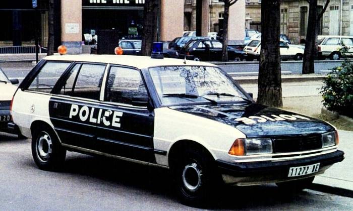 puzzle 305 PEUGEOT POLICE, 305 PEUGEOT POLICE