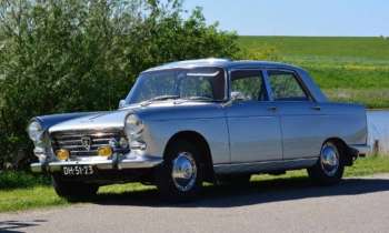 Puzzle 12570 - peugeot 404