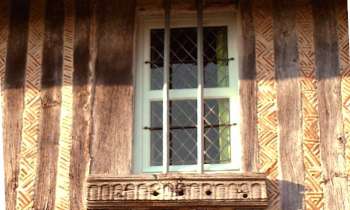7616 | fenêtre - façade à colombages et fenêtre du manoir de Bellou 14058