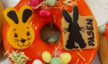 7677 | Gâteau Pascal - Un délicieux gâteau pour Pâques, des lapins et des ouefs que demander de plus? Joyeuses fêtes Pascales
