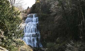 Puzzle 15136 - Cascade du hérisson Jura