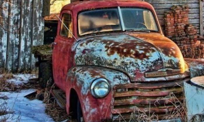 Puzzle gratuit épave vieux chevrolet dans la catégorie Véhicules & Transports jouable de 24 à 120 pièces.