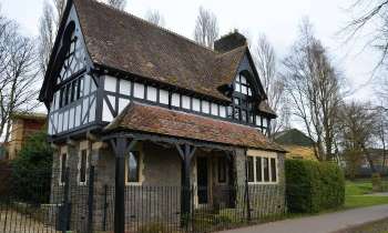 Puzzle 13799 - Maison de style Tudor