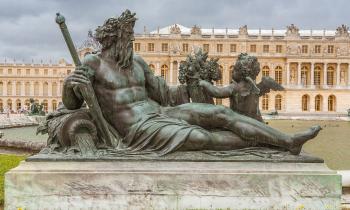 8589 | Statue du Rhône - La statue du Rhône dans le parc du château de Versailles
