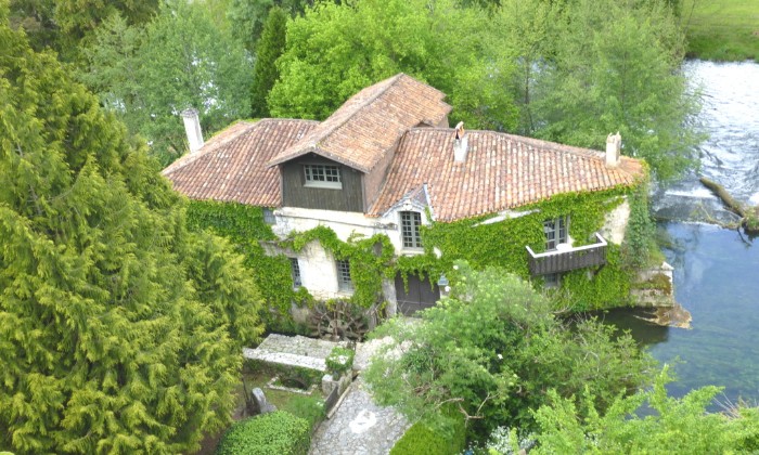 Puzzle gratuit moulin dans la catégorie Divers & Curiosités jouable de 24 à 120 pièces.