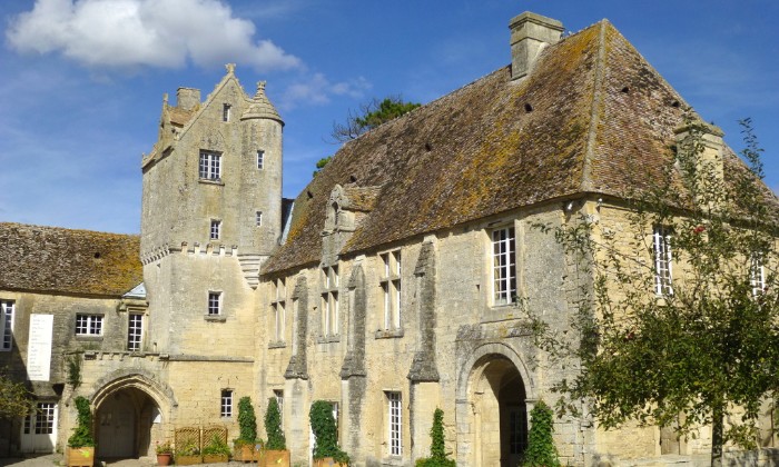 Puzzle gratuit prieuré dans la catégorie Villes & Monuments jouable de 24 à 120 pièces.