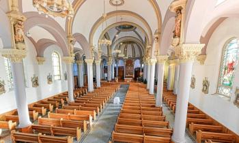 Puzzle l église Saint-Nom-de-Dieu - catégorie Villes & Monuments, puzzle gratuit en ligne