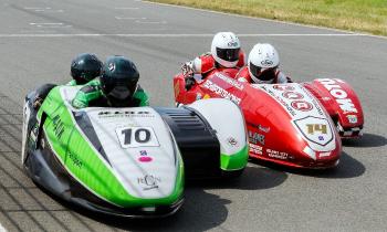 Puzzle SIDE CAR DE COURSE - catégorie Véhicules & Transports, puzzle gratuit en ligne