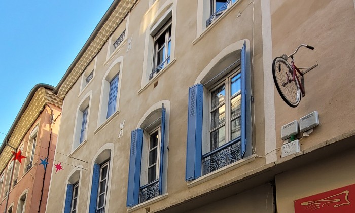 Puzzle gratuit Cherchez l'erreur dans la catégorie Villes & Monuments jouable de 24 à 120 pièces.