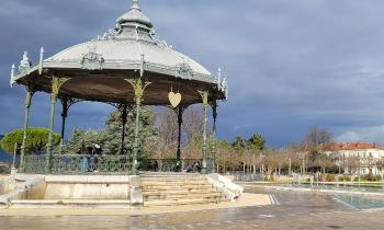 Puzzle Kiosque Peynet Valence - catégorie Villes & Monuments, puzzle gratuit en ligne