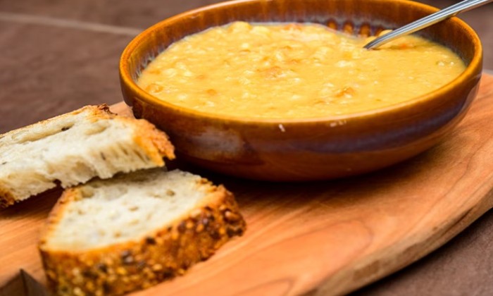 Puzzle gratuit La soupe aux pois est prête dans la catégorie Cuisine & Gastronomie jouable de 24 à 120 pièces.