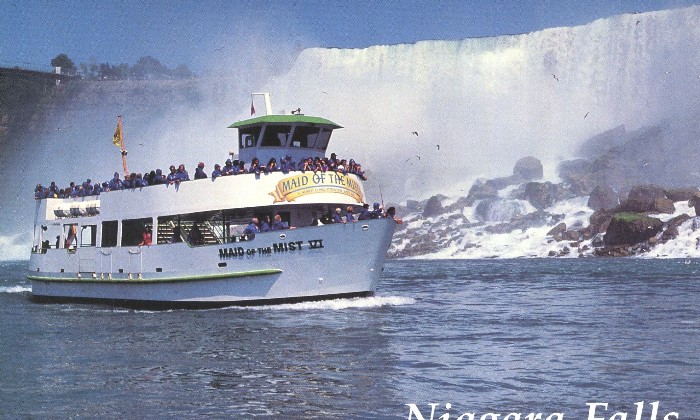 Puzzle gratuit Les chutes du Niagara dans la catégorie Divers & Curiosités jouable de 24 à 120 pièces.