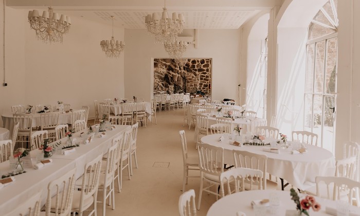 Puzzle gratuit salle de mariage dans la catégorie Divers & Curiosités jouable de 24 à 120 pièces.