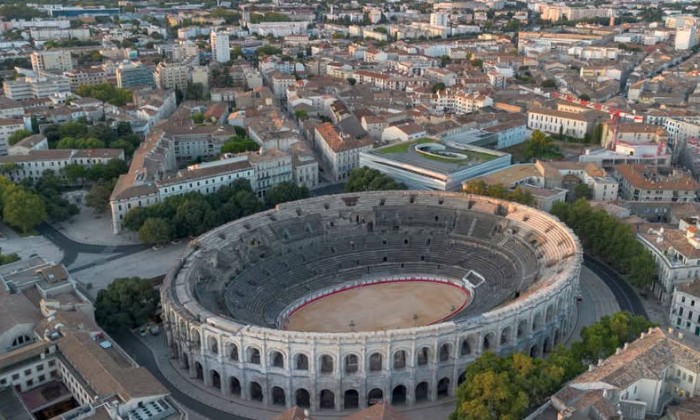 Puzzle arenes de nimes dans la catégorie Villes & Monuments 