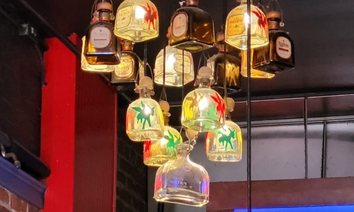 Puzzle gratuit Lustre insolite dans la catégorie Divers & Curiosités jouable de 24 à 120 pièces.