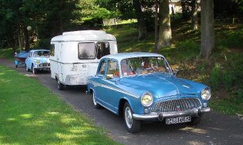 Puzzle Simca P60 caravane et bateau - catégorie Véhicules & Transports, puzzle gratuit en ligne