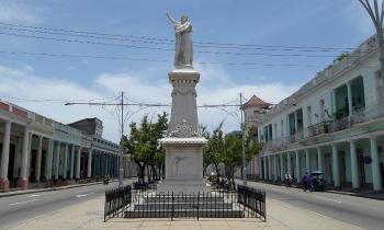 Puzzle Mariana Grajales Cuello - catégorie Villes & Monuments, puzzle gratuit en ligne