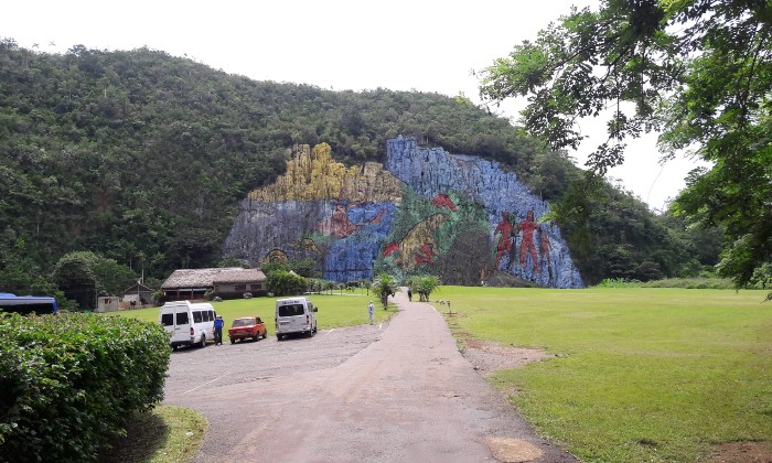 Puzzle gratuit Vallée de Viñales  Cuba dans la catégorie Tableaux & Artistique jouable de 24 à 120 pièces.