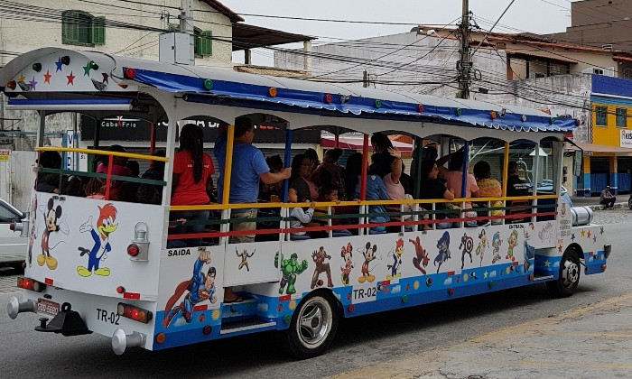Puzzle gratuit Bus city tour au Brésil dans la catégorie Véhicules & Transports jouable de 24 à 120 pièces.