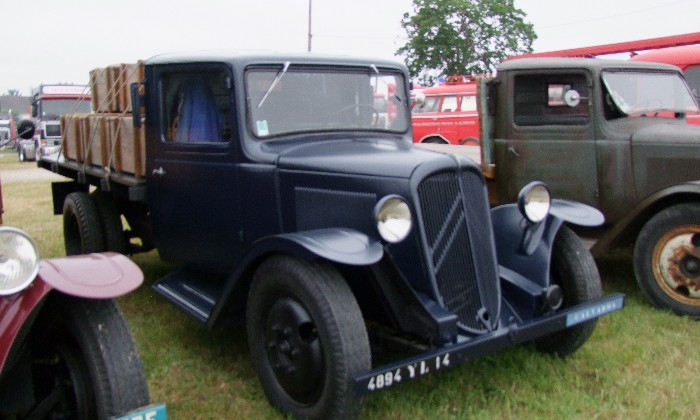Puzzle gratuit Camion Citroën Type 23 dans la catégorie Véhicules & Transports jouable de 24 à 120 pièces.