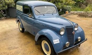 Puzzle 15192 - 1956 Renault Juvaquatre