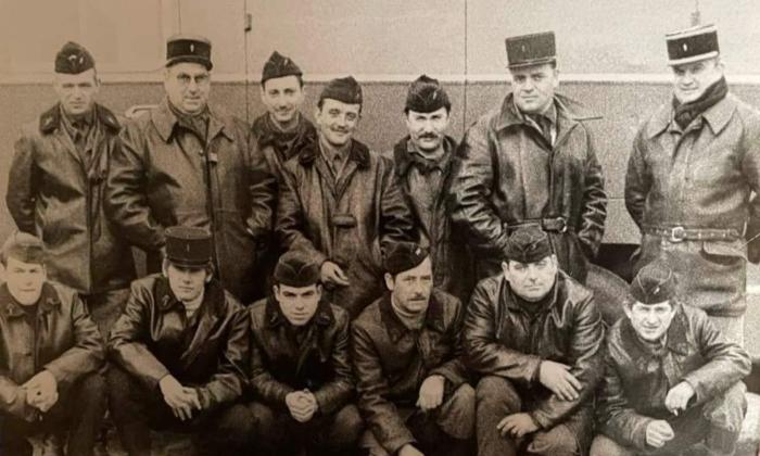 Puzzle gratuit nos anciens sapeurs-pompiers dans la catégorie Divers & Curiosités jouable de 24 à 120 pièces.