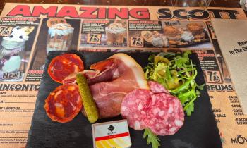 Puzzle Petite assiette de charcuterie - catégorie Cuisine & Gastronomie, puzzle gratuit en ligne